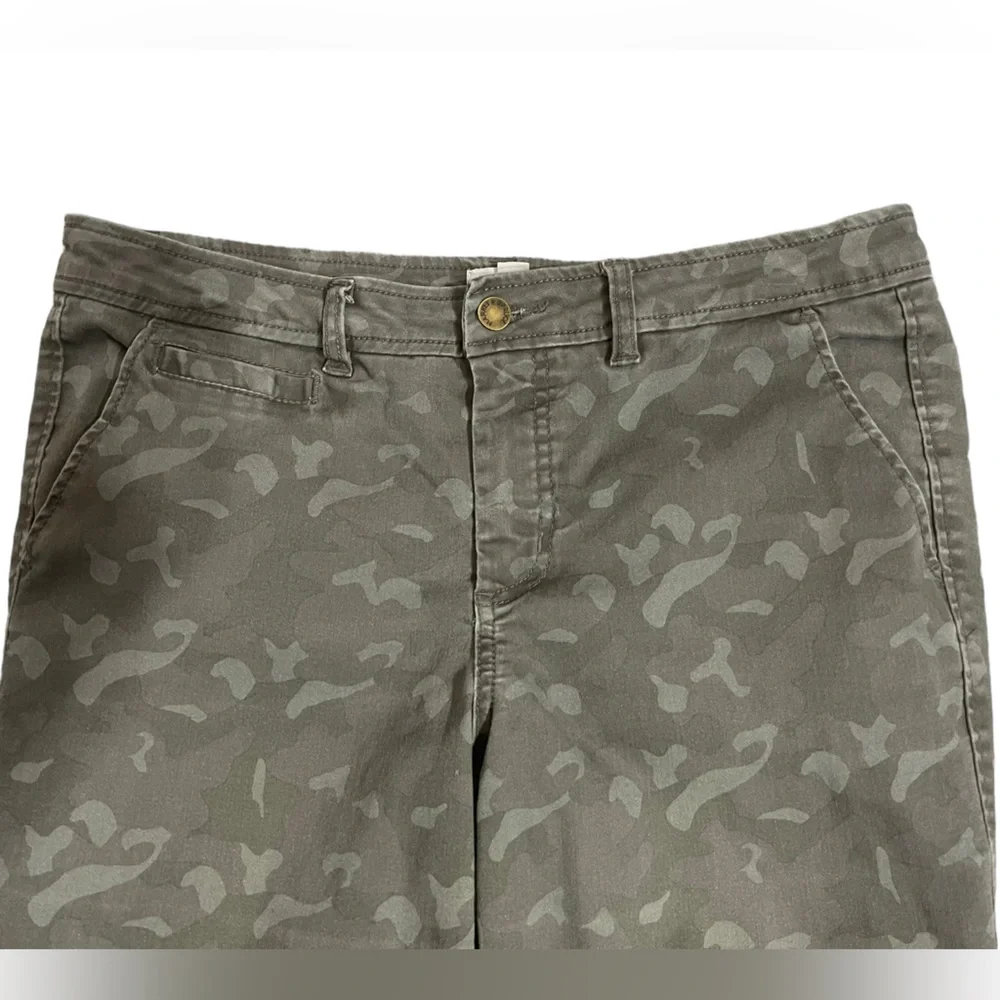 Market & Spruce- Camo skinny pant - Picture 3 of 7